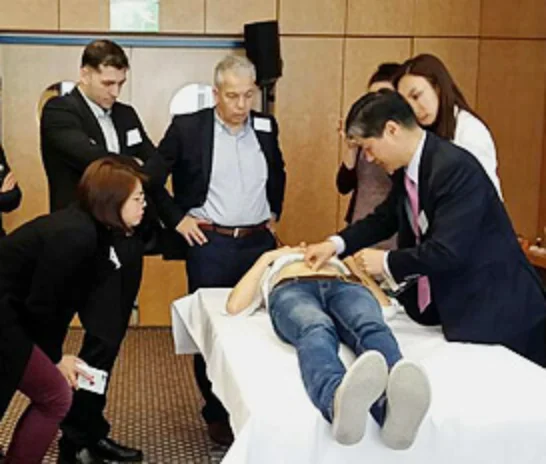 자궁내막증으로 인한 골반통은 우울증을 유발하기도 합니다. [대전유앤그린 여성한의원]