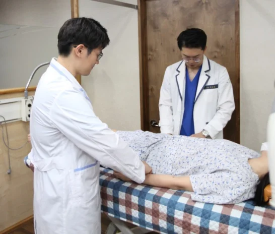 통증과 불면증을 개선하는 침 치료의 효능[대전유앤그린 여성한의원]